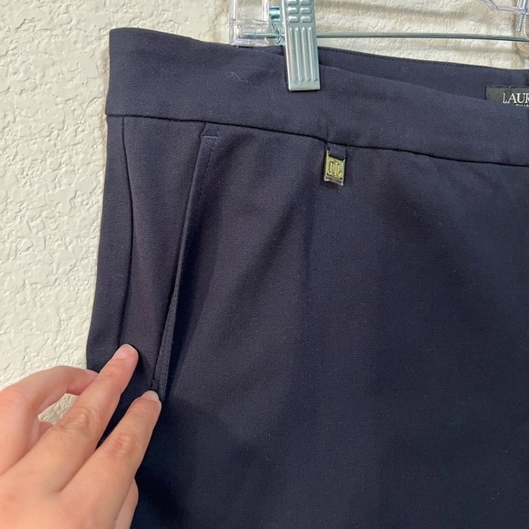 NWT Lauren Ralph Lauren Navy Capri/Slacks size 14W - Picture 3 of 6
